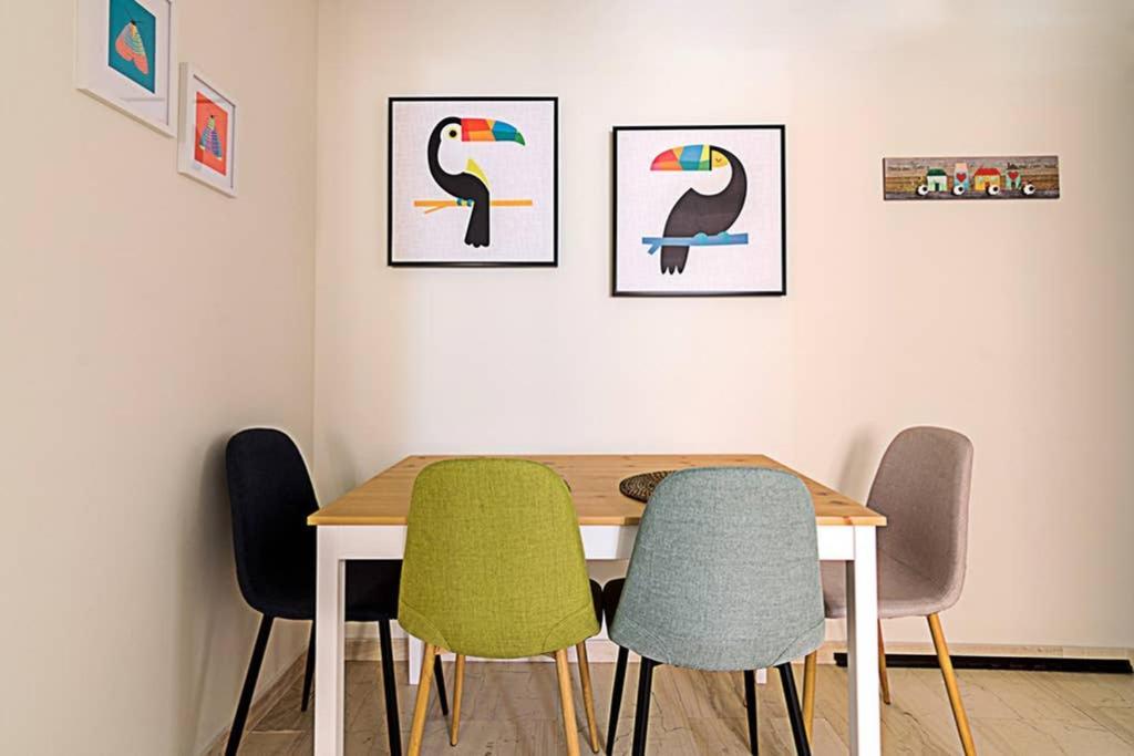 Cozy Flat With 1 Bedroom Next To Metro Station Atenas Exterior foto