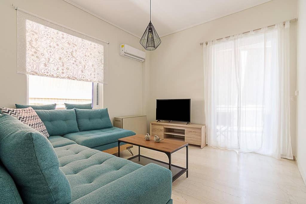 Cozy Flat With 1 Bedroom Next To Metro Station Atenas Exterior foto