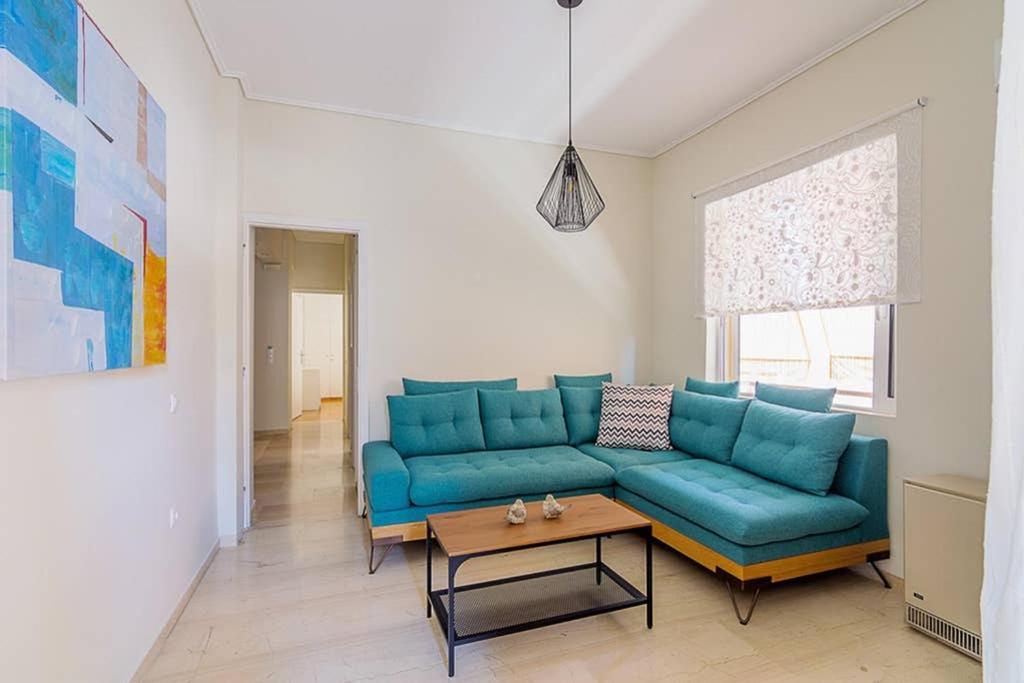 Cozy Flat With 1 Bedroom Next To Metro Station Atenas Exterior foto