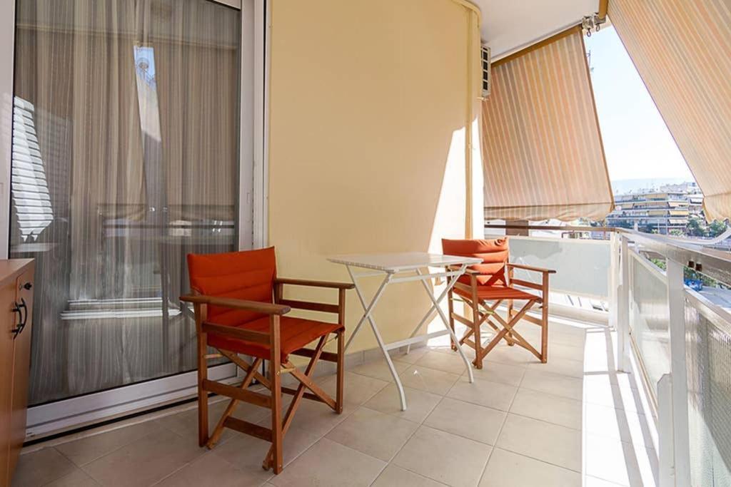 Cozy Flat With 1 Bedroom Next To Metro Station Atenas Exterior foto